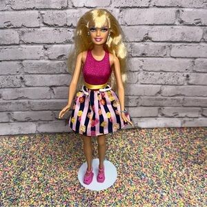 Barbie TOY STORY 3 2009 BARBIE LOVES ALIEN Fashion Doll Blonde Hair Restyled
